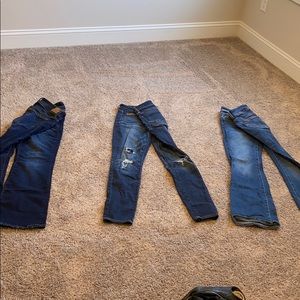 3 pairs of American eagle jeans